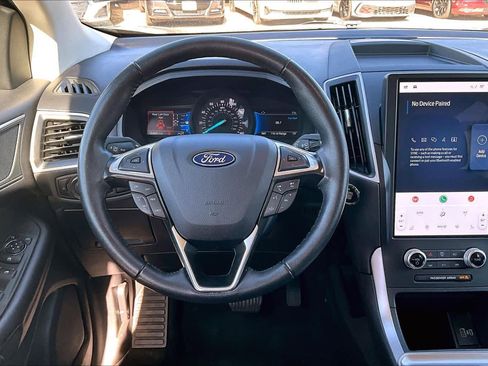 Used 2024 Ford Edge SEL image 6