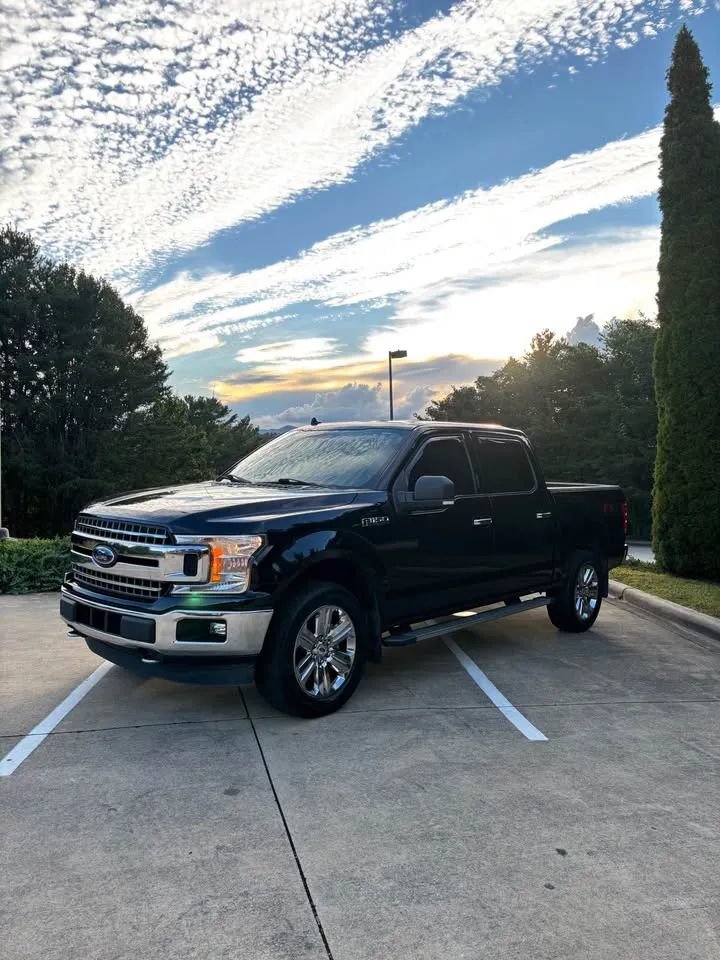 Used 2020 Ford F150 XLT w/ Equipment Group 302A Luxury AWD/4WD image 3