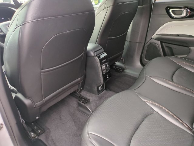 Used 2024 Jeep Compass Limited w/ Elite Group AWD/4WD image 27