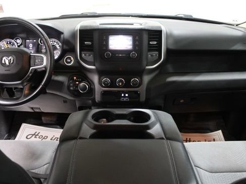 Used 2019 RAM 1500 Big Horn image 24