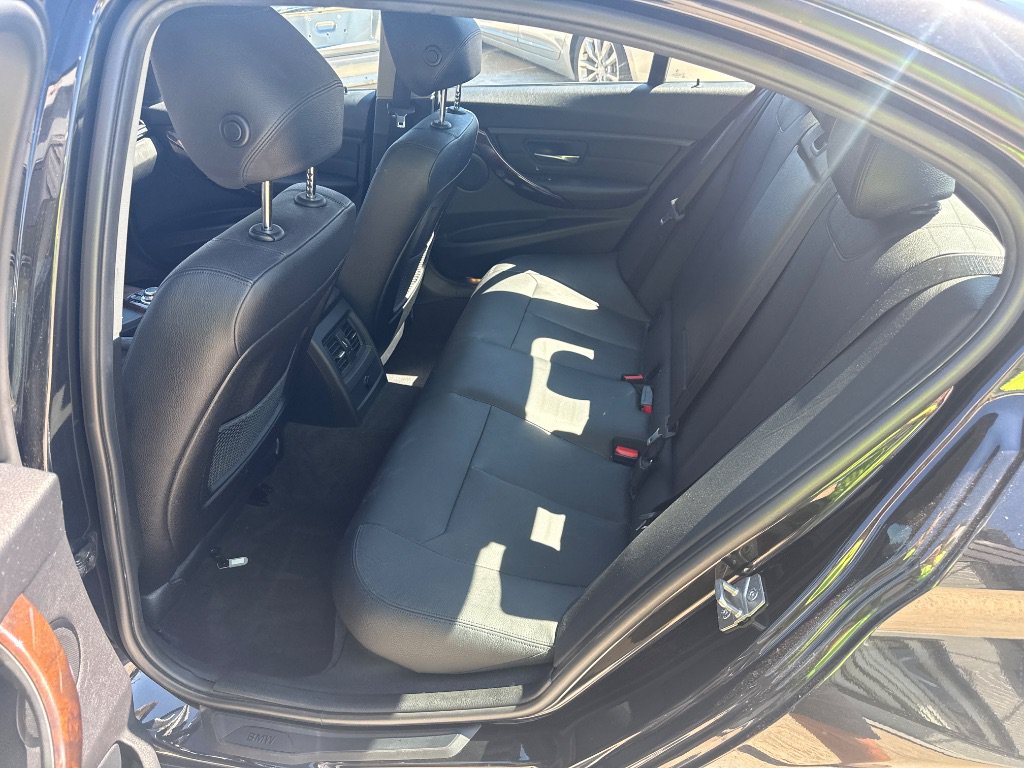 Used 2013 BMW 328i Sedan RWD image 12