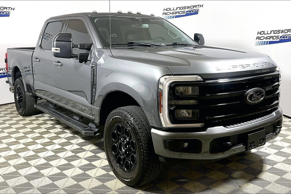 Used 2024 Ford F250 Lariat w/ Lariat Ultimate Package AWD/4WD image 3
