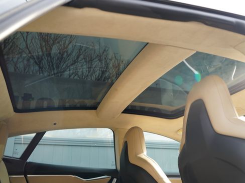 Used 2014 Tesla Model S P85D image 55