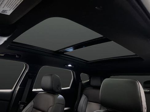 Used 2021 Chevrolet Blazer RS w/ Enhanced Convenience Package image 7