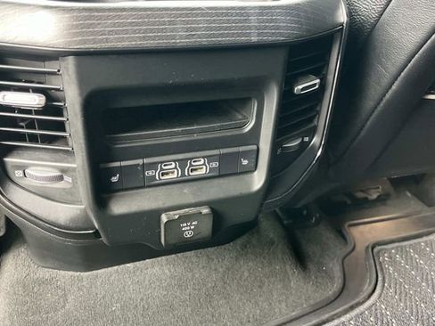 Used 2022 RAM 1500 Limited AWD/4WD image 21