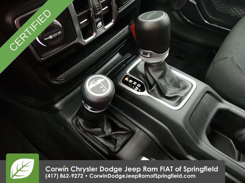 Used 2022 Jeep Gladiator Sport AWD/4WD image 19