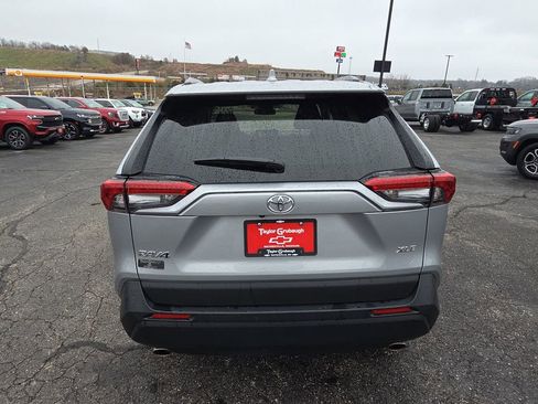 Used 2025 Toyota RAV4 XLE image 7