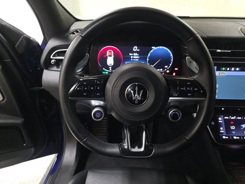 Used 2023 Maserati Grecale GT image 10
