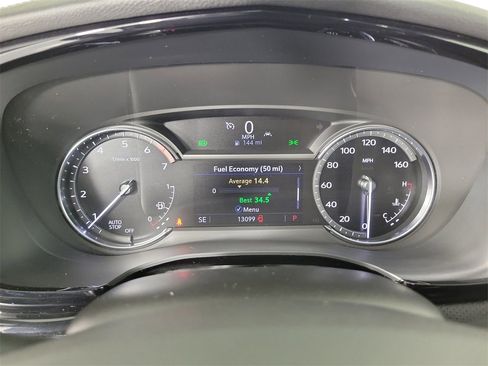 Certified 2025 Cadillac XT6 Luxury image 25