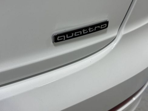 Used 2019 Audi Q8 Premium AWD/4WD image 24
