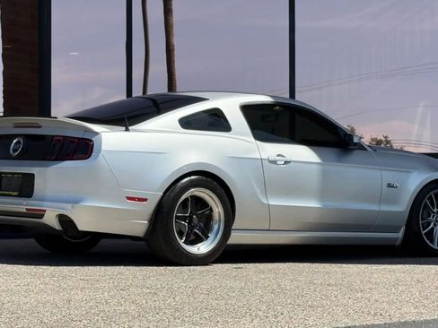 Used 2013 Ford Mustang GT Premium w/ Brembo Brake Pkg image 12