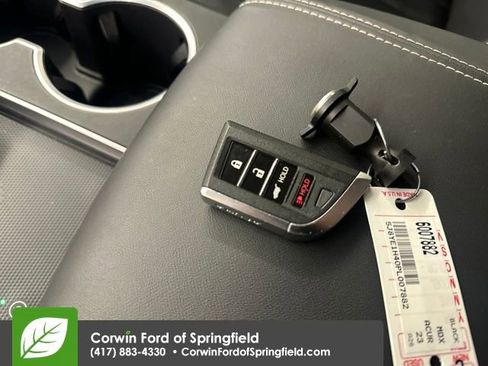 Used 2023 Acura MDX SH-AWD w/ Technology Package image 29