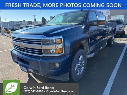Used 2015 Chevrolet Silverado 2500 High Country w/ Duramax Plus Package image 3