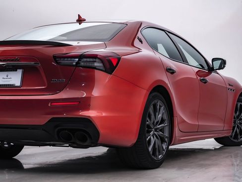 Certified 2022 Maserati Ghibli Modena Q4 image 10