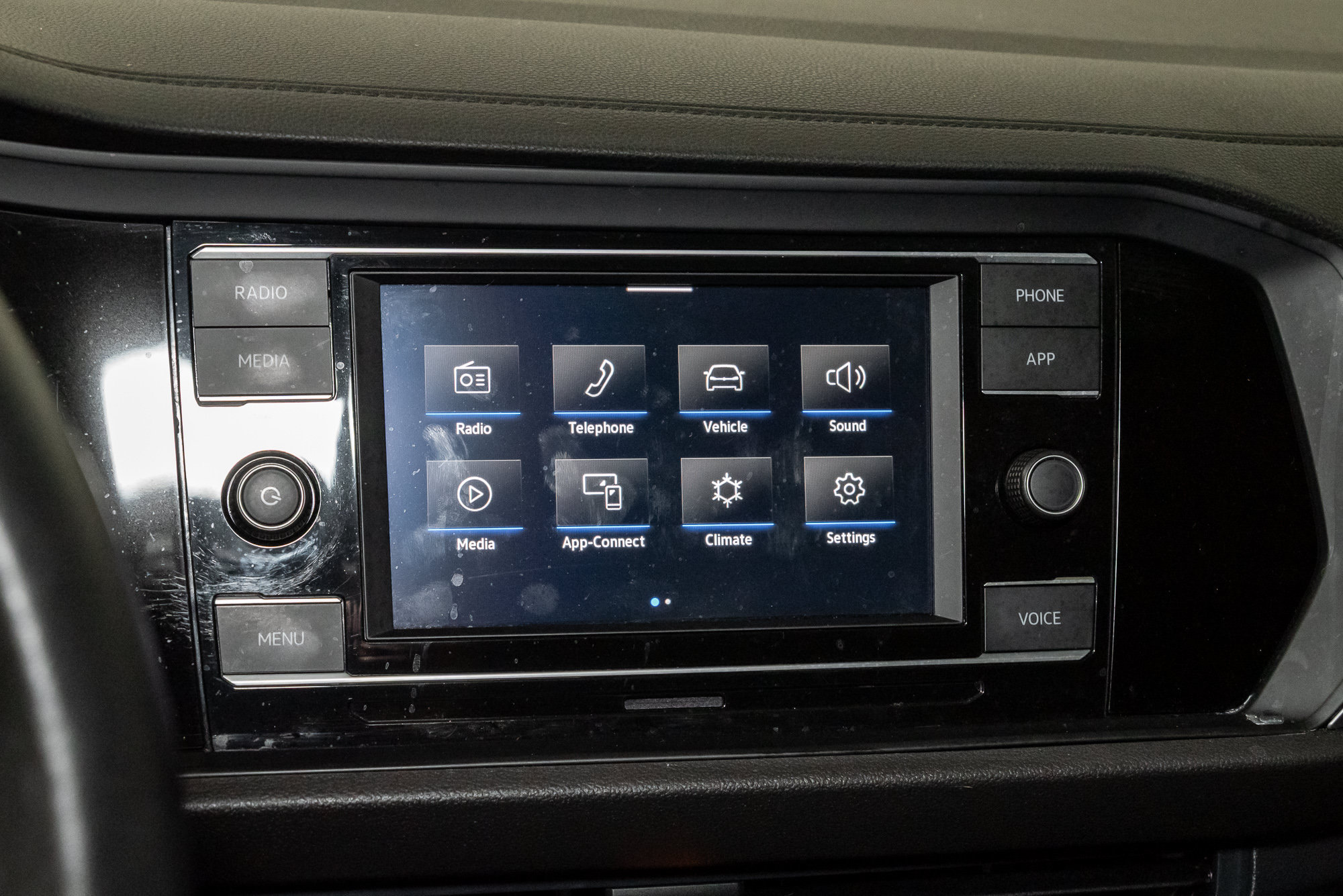 Used 2024 Volkswagen Jetta SE w/ Panoramic Sunroof Package FWD image 19