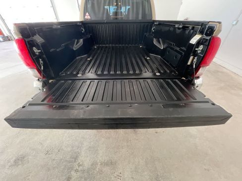Used 2020 Toyota Tacoma SR5 image 23