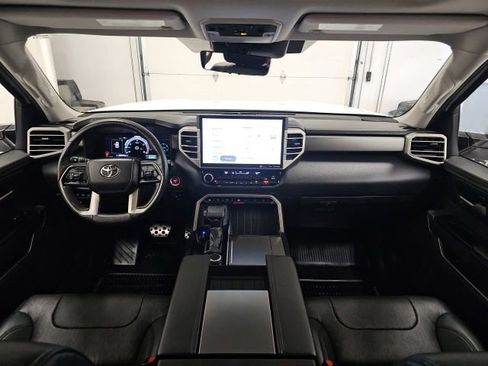 Certified 2024 Toyota Sequoia SR5 AWD/4WD image 35