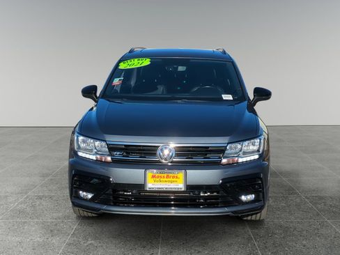 Used 2021 Volkswagen Tiguan SE R-Line image 8