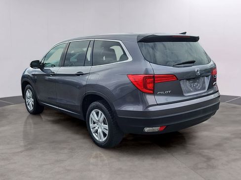 Used 2016 Honda Pilot LX image 6