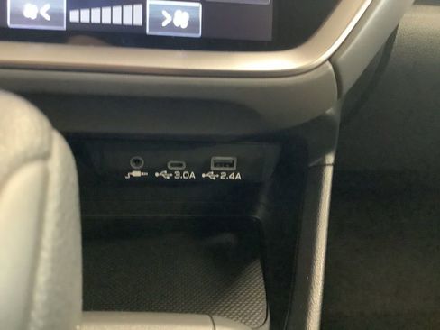 Used 2024 Subaru Crosstrek 2.0i Premium image 15