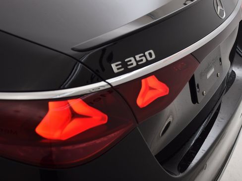 New 2026 Mercedes-Benz E 350 4MATIC Sedan image 12