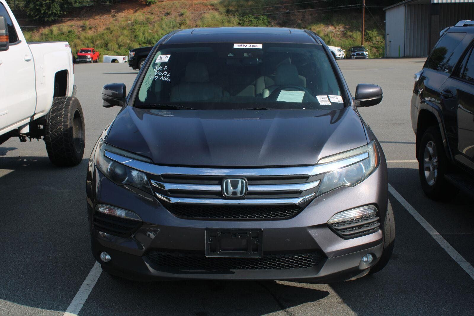 Used 2018 Honda Pilot EX-L image 2