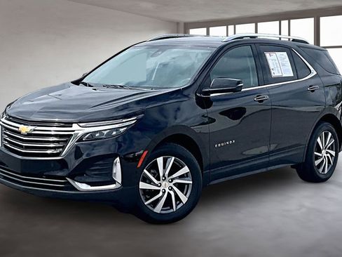 Used 2022 Chevrolet Equinox Premier AWD/4WD image 2