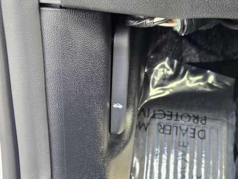 New 2026 Kia Sorento EX image 17