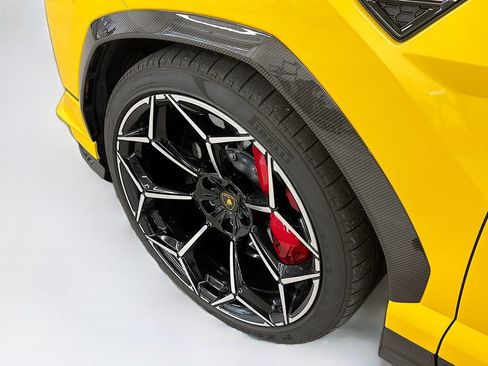 Used 2024 Lamborghini Urus Performante image 30