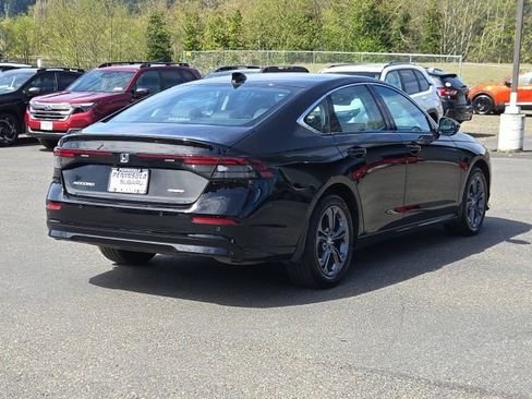 Used 2025 Honda Accord EX-L image 8