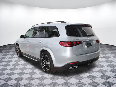 Used 2026 Mercedes-Benz GLS 450 4MATIC image 3