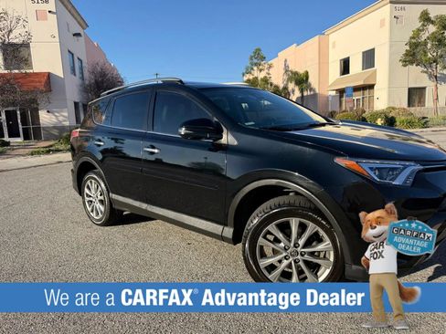 Used 2018 Toyota RAV4 Limited image 12