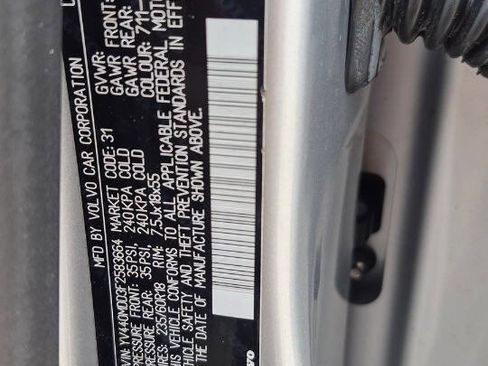 Used 2015 Volvo XC60 T5 Platinum image 72