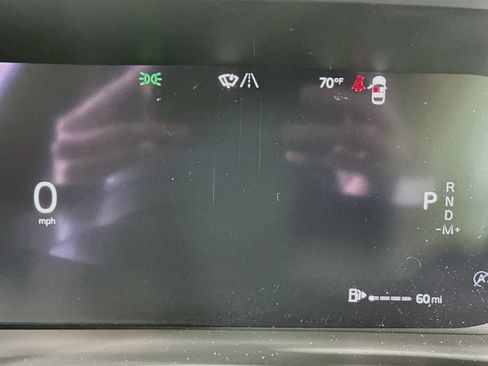 Used 2023 Volvo XC60 B5 Plus AWD/4WD image 13