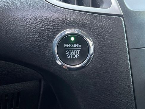 Used 2017 Ford Edge SEL w/ Equipment Group 201A image 22