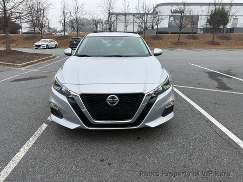 Used 2020 Nissan Altima 2.5 S image 2
