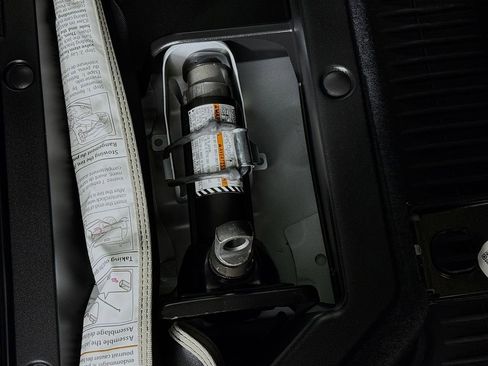 Certified 2023 Toyota Tacoma SR5 image 31