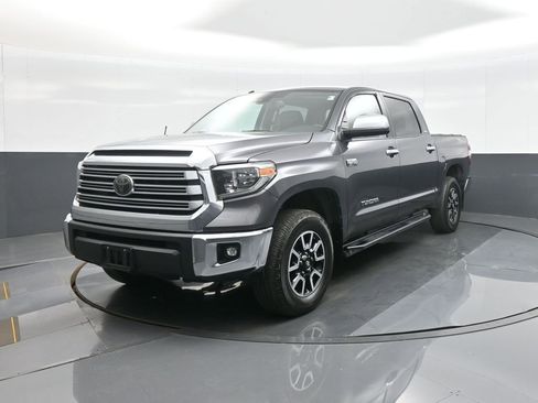 Used 2018 Toyota Tundra Limited AWD/4WD image 3