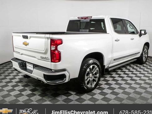 Certified 2024 Chevrolet Silverado 1500 High Country w/ Technology Package AWD/4WD image 3