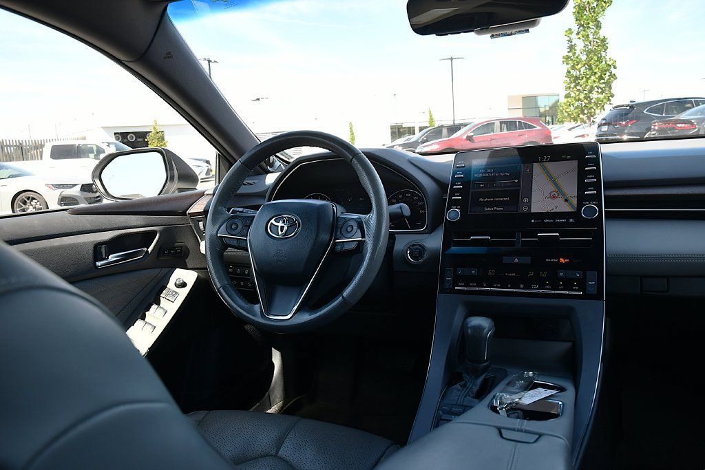 Used 2019 Toyota Avalon Limited w/ Advanced Safety Package FWD image 25