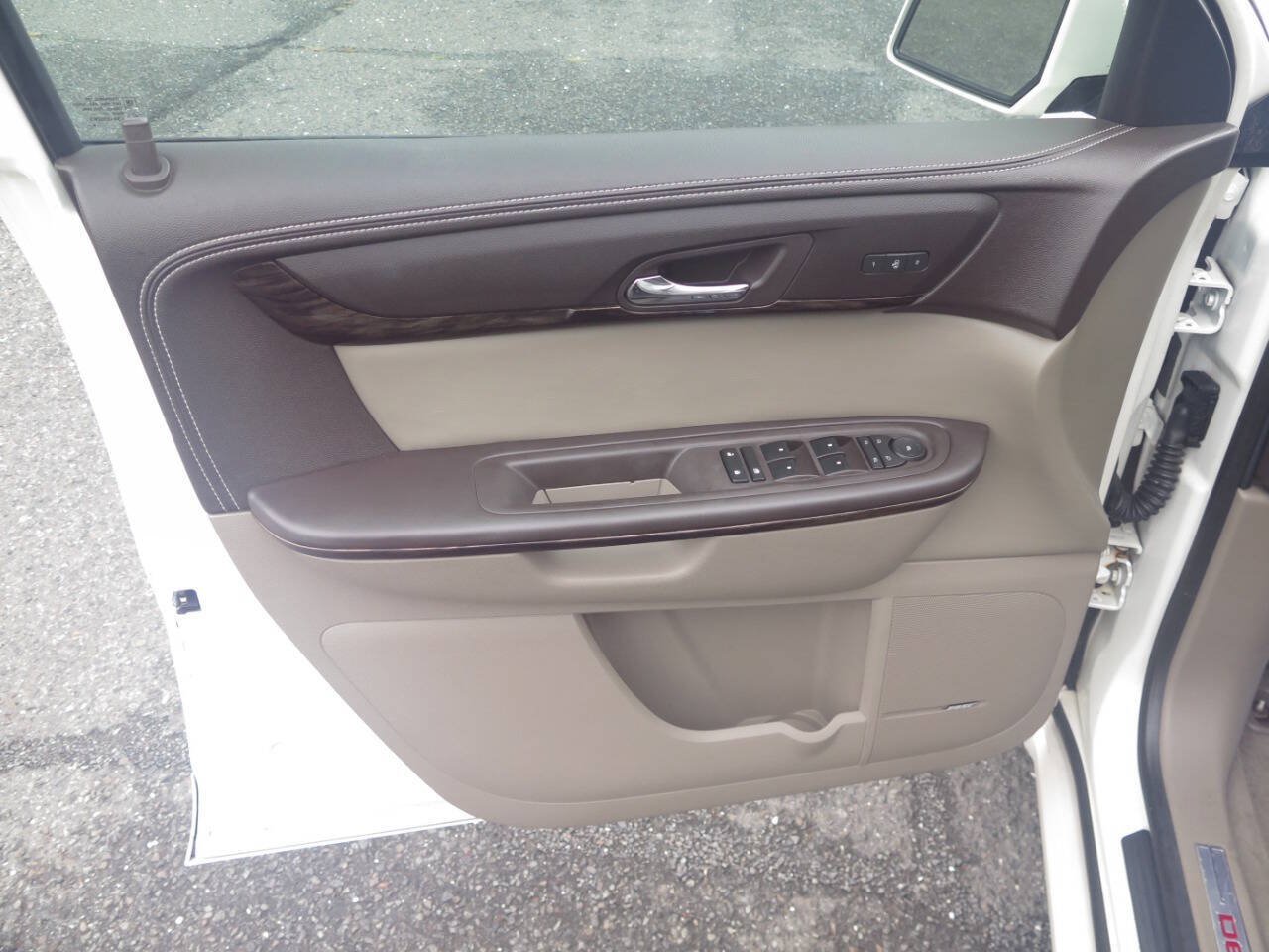 Used 2015 GMC Acadia Denali AWD/4WD image 22