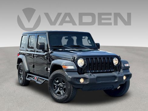 Used 2018 Jeep Wrangler Unlimited Sport image 1