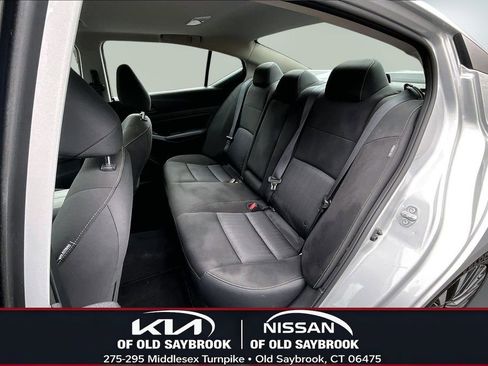 Used 2023 Nissan Altima 2.5 SV w/ SV Premium Package image 21