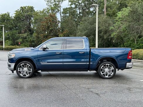 Used 2022 RAM 1500 Limited AWD/4WD image 2