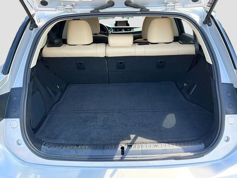 Used 2015 Lexus CT 200h image 12