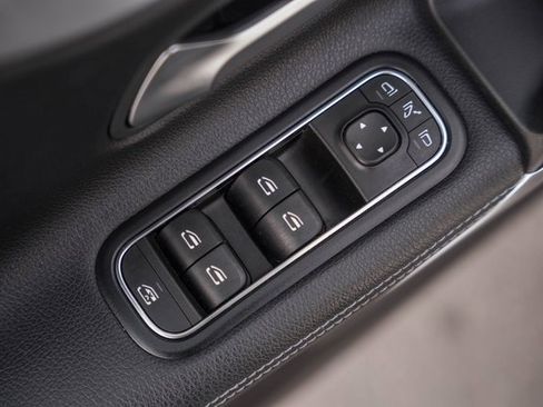 Used 2019 Mercedes-Benz A 220 4MATIC image 35