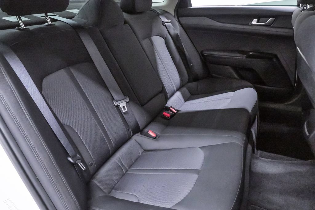 Used 2023 Kia K5 LXS FWD image 11