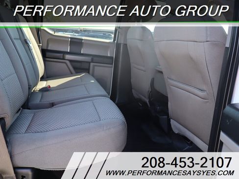Used 2015 Ford F150 XLT image 8