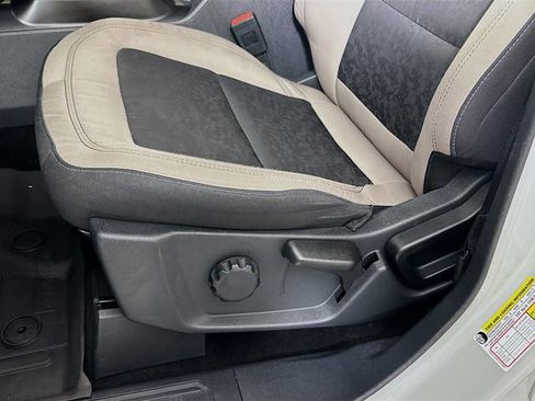 Used 2022 Ford Bronco Wildtrak image 19