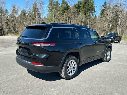 Used 2022 Jeep Grand Cherokee L Laredo w/ Luxury Tech Group I AWD/4WD image 5
